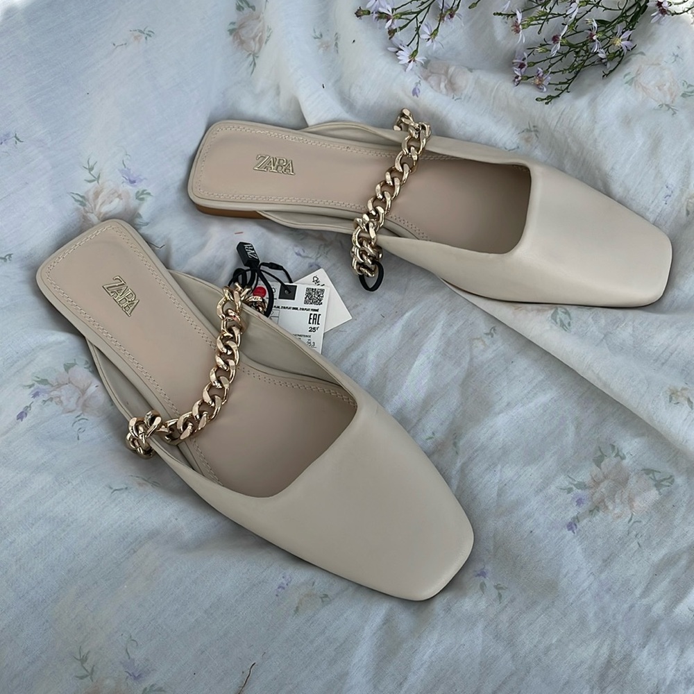 Zara cream chain flat